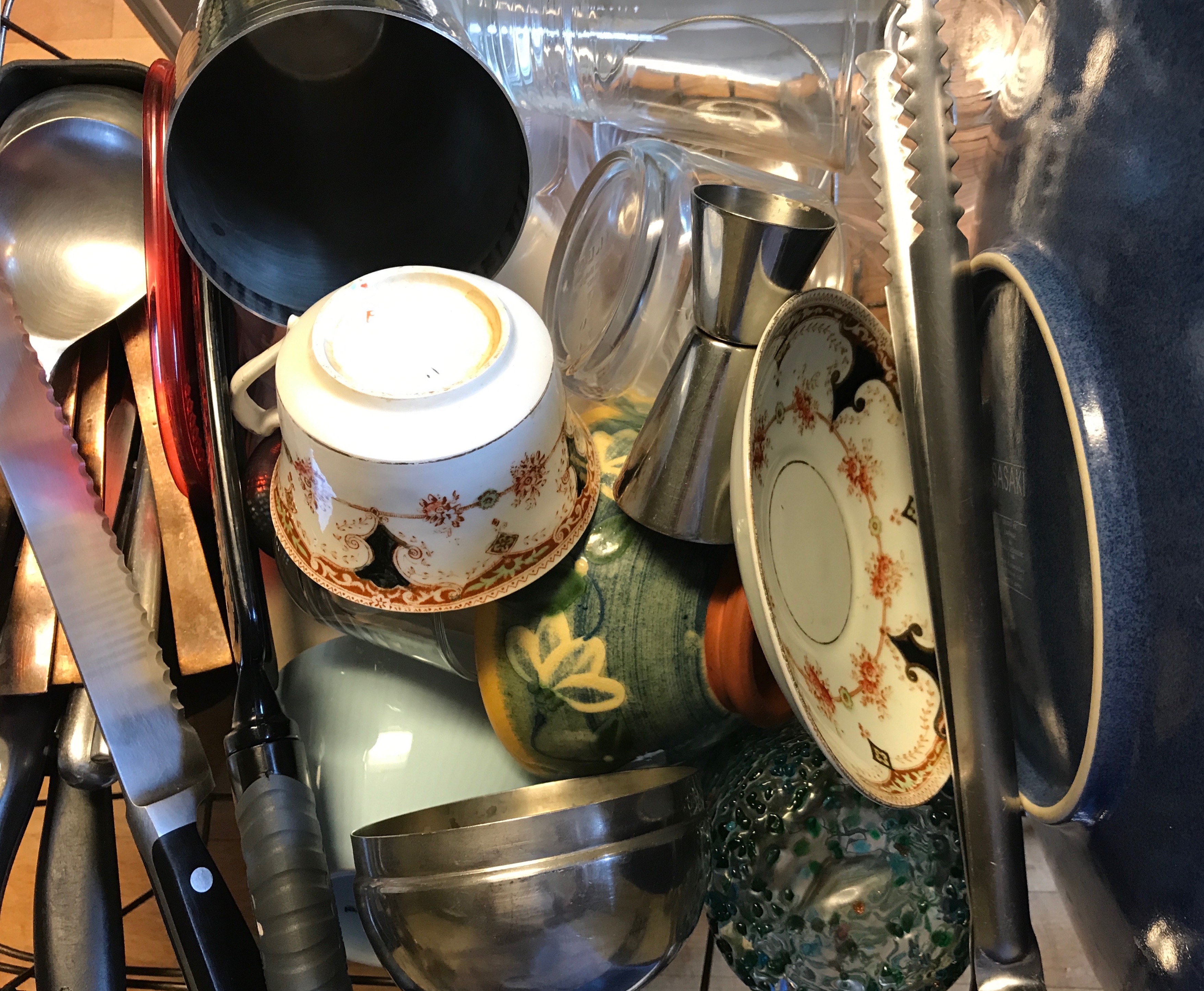 dish rack filled with dishes
