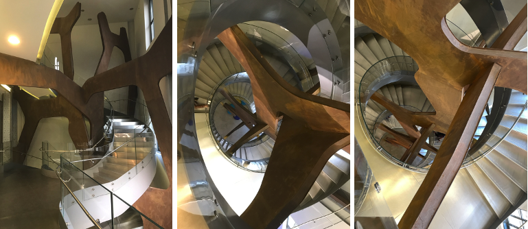 Piranesian staircase in situ (author’s collection) Staircase at the National Telephone Company of Spain in Madrid