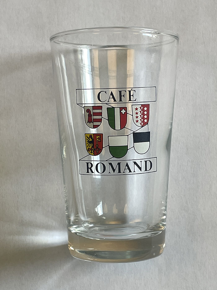 small wine glass of the Café Roman (author ‘collection)